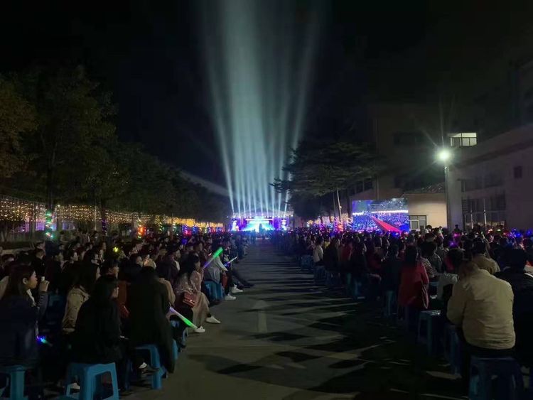 DB�ٷ���վ����ӭ�´��߰佱���